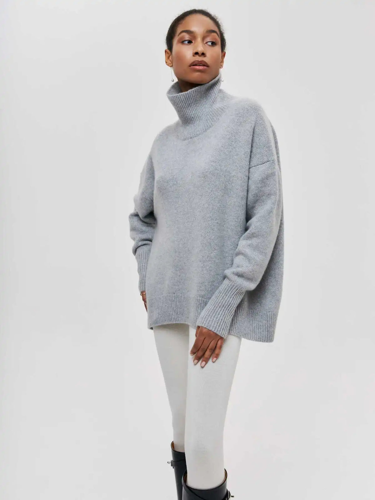 Pull douillet oversize à col roulé avec large col côtelé pour femme