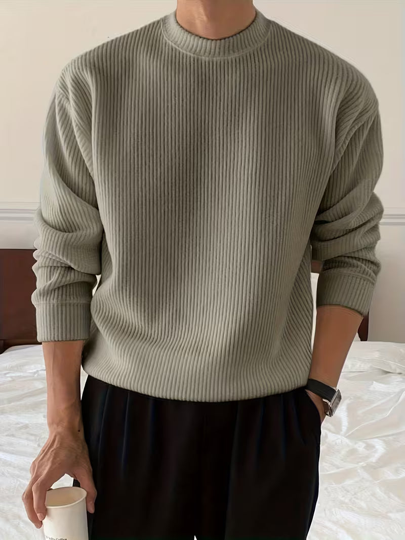 Knitted Jumper with Round Neck and Long Sleeves