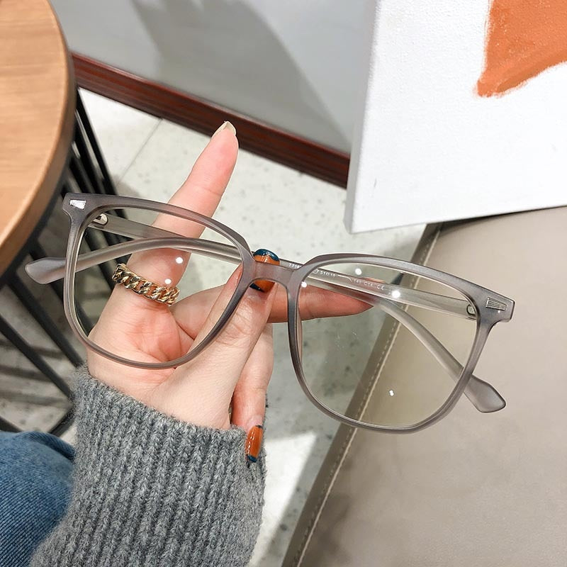 Gertro - Glasses for Computer Use