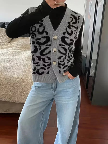 Gilet with Leopard Print