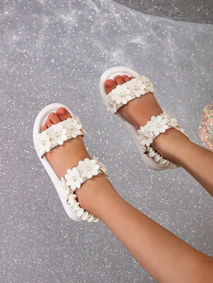 Girls' Sandals with Floral Decoration and Soft Sole