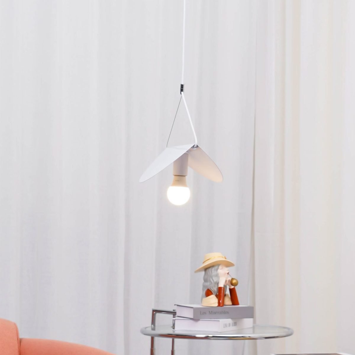 Scandinavian Minimalist Pendant Light – Modern Design