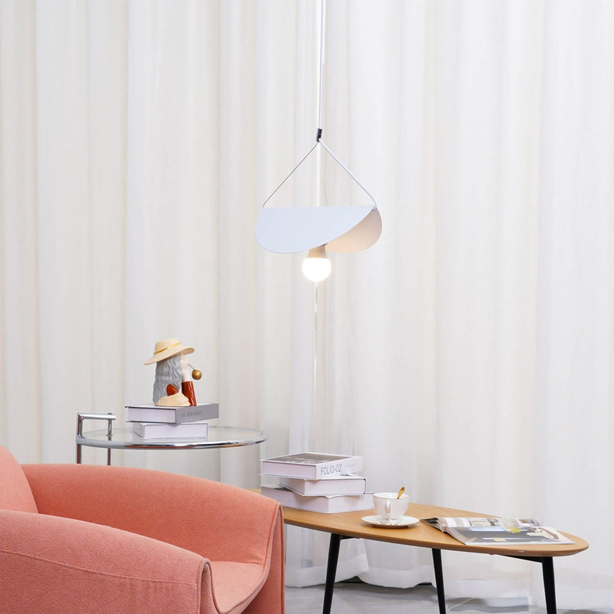 Scandinavian Minimalist Pendant Light – Modern Design