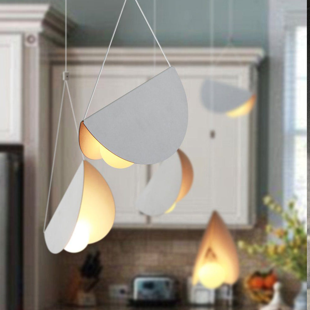 Scandinavian Minimalist Pendant Light – Modern Design