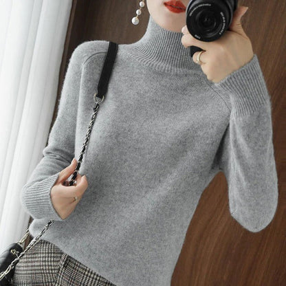 Ladies' Warm Turtleneck Sweater with Flexible Neck and Ribbed Edges