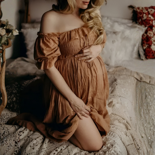 Robe longue de maternité à épaules dénudées