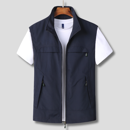 Quick-drying men's vest – functional design with an active style