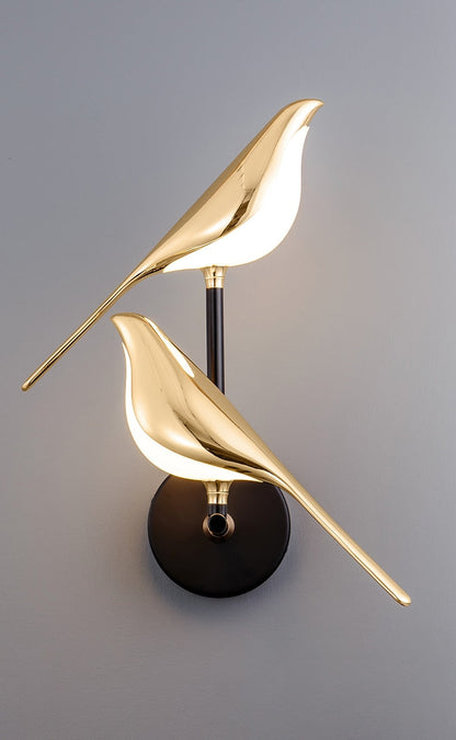 Illuminated Bird Wall Lamp