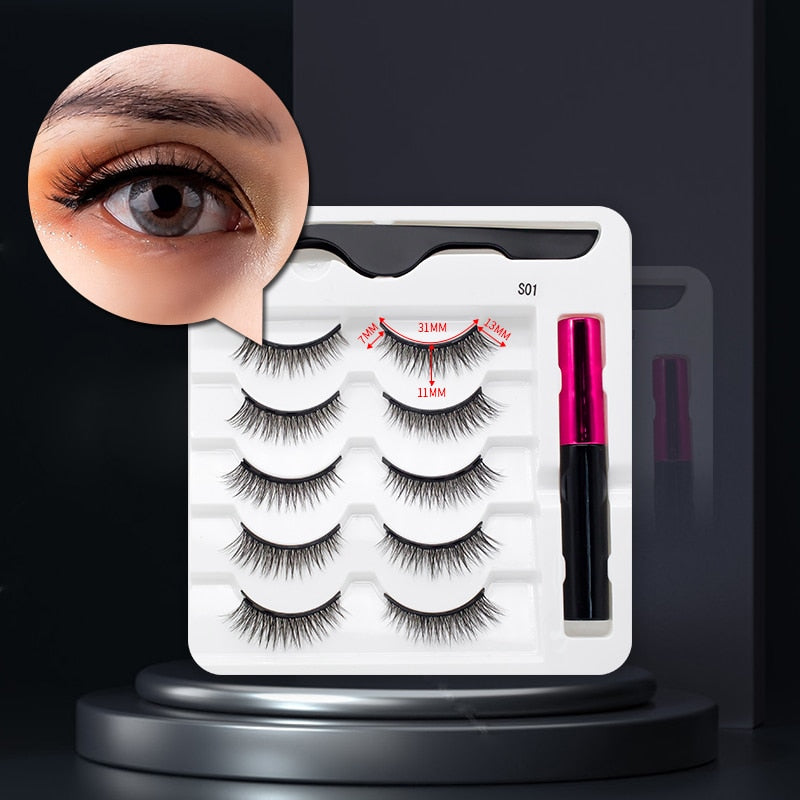 Ciglia finte magnetiche con eyeliner - Set di ciglia di tendenza per un look glamour in un attimo