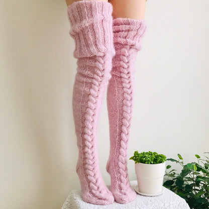 Calze sopra il ginocchio alla moda - Comode calze per l'inverno