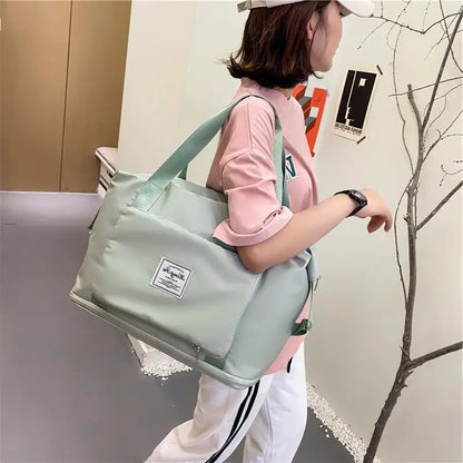 Spacious Trendy Foldable Travel Bag for Women - Avie