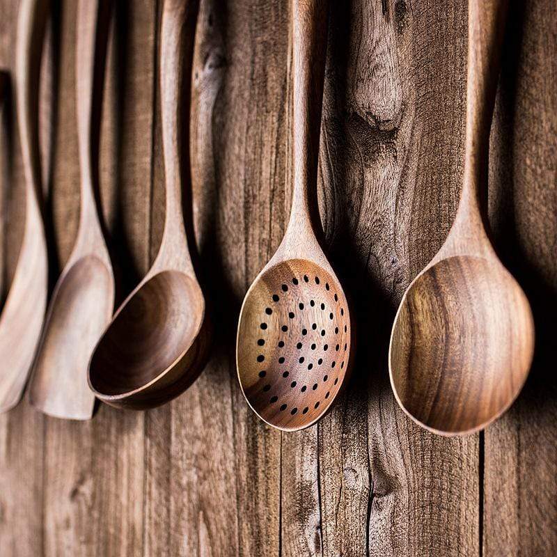 Set da cucina in legno naturale – Cucina sostenibile e raffinata