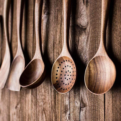 Set da cucina in legno naturale – Cucina sostenibile e raffinata