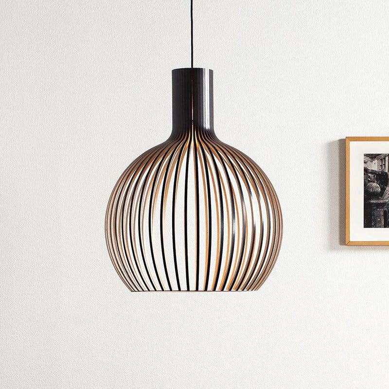 Holz-Pendelleuchte Hallai – Warmes Licht und einzigartiges Design