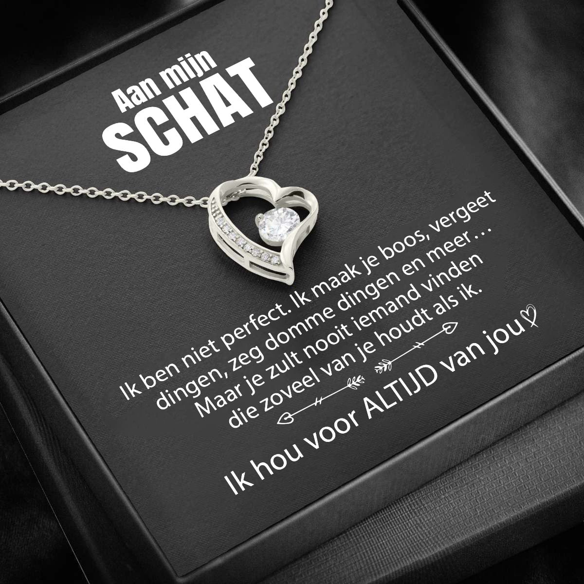 Heart-Shaped Pendant Necklace with Rhinestone Decoration