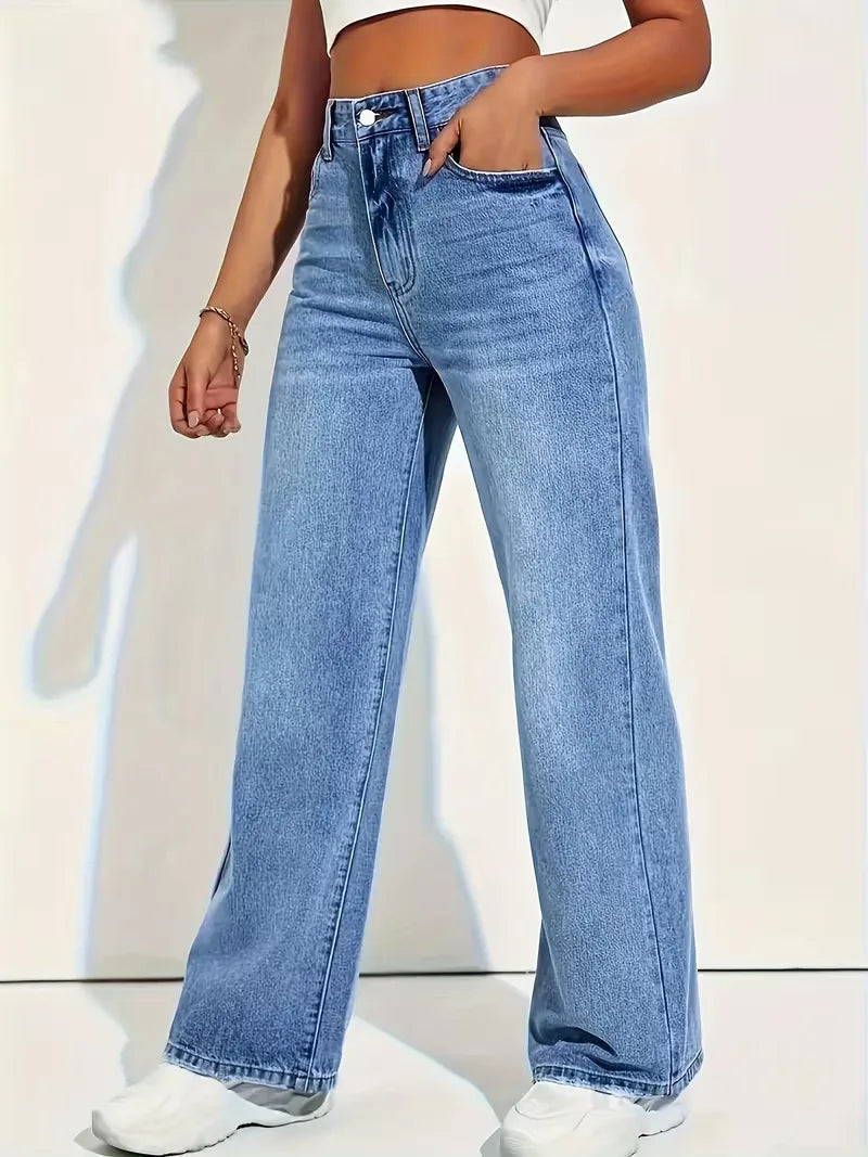 High-waisted straight jeans