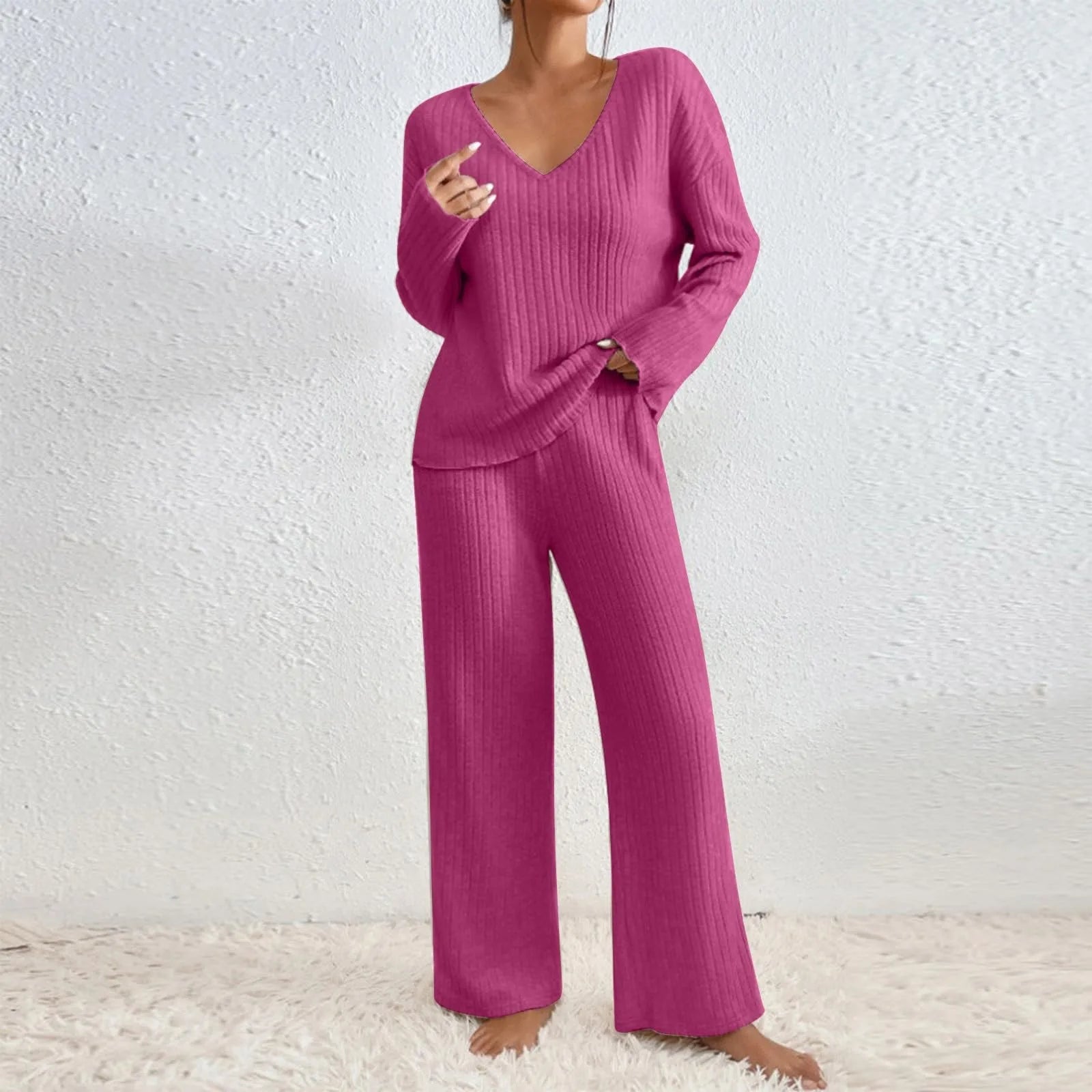 Loungewear Set with V-Neck and Relaxed Fit