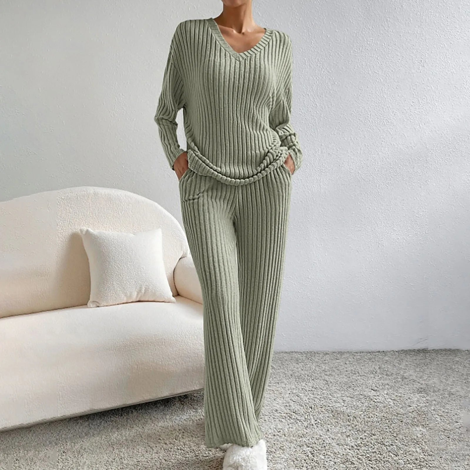 Loungewear Set with V-Neck and Relaxed Fit