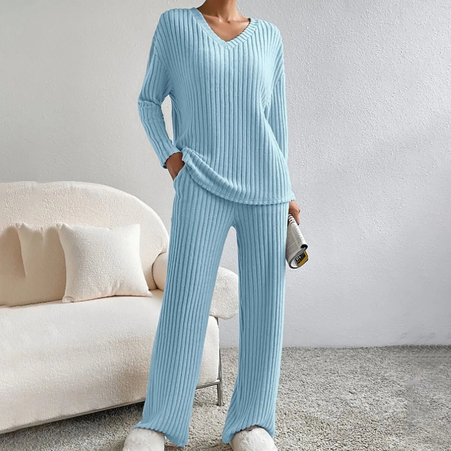 Loungewear Set with V-Neck and Relaxed Fit