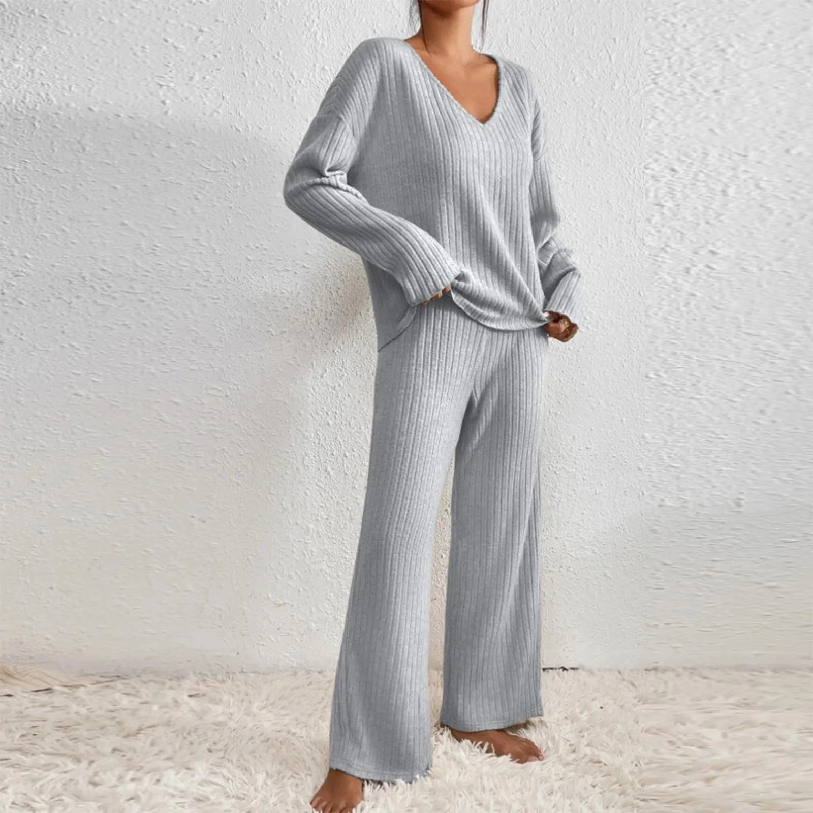 Loungewear Set with V-Neck and Relaxed Fit