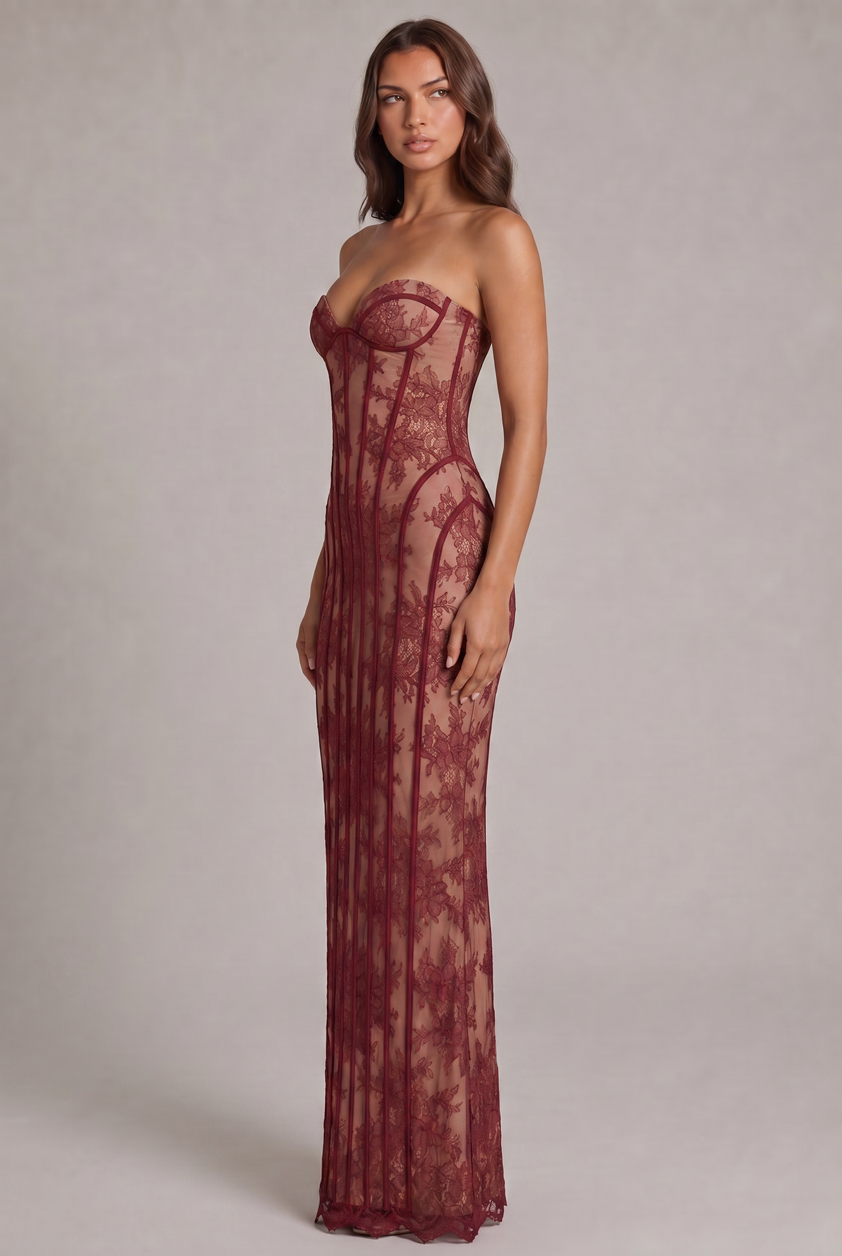 Ladies' Elegant Lace Maxi Dress with Flowing Skirt