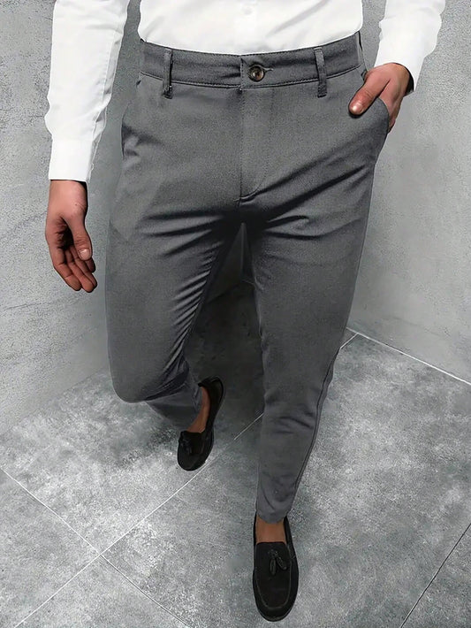 Jasper | Plain-coloured men's trousers for casual business trips