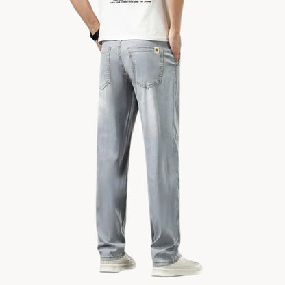 P legend | Jean en denim clair avec coupe droite