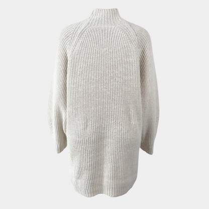 Knitted Oversized Sweater with Comfortable Fit and Stylish Look