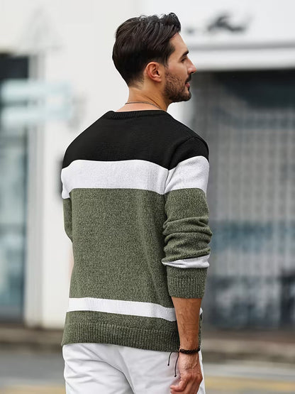 Knitted jumper with colour block design and round neck