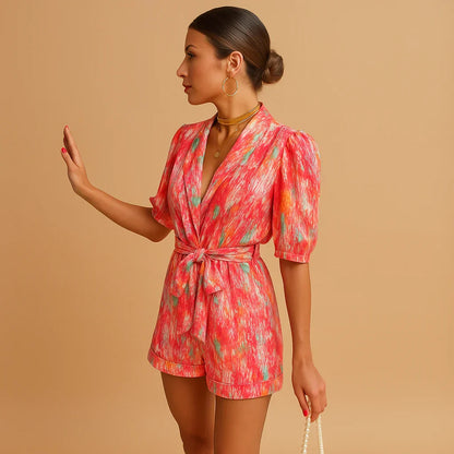 Playful summer look with puff sleeves