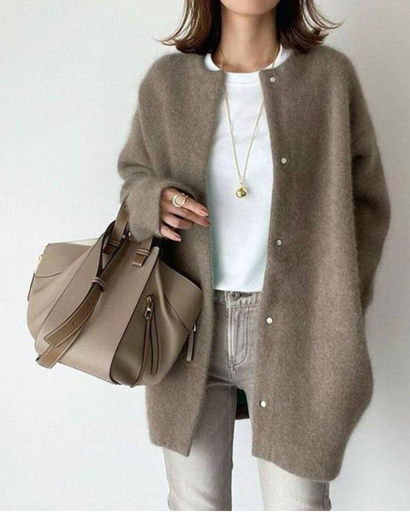 Ladies' Coat with Stylish Fit