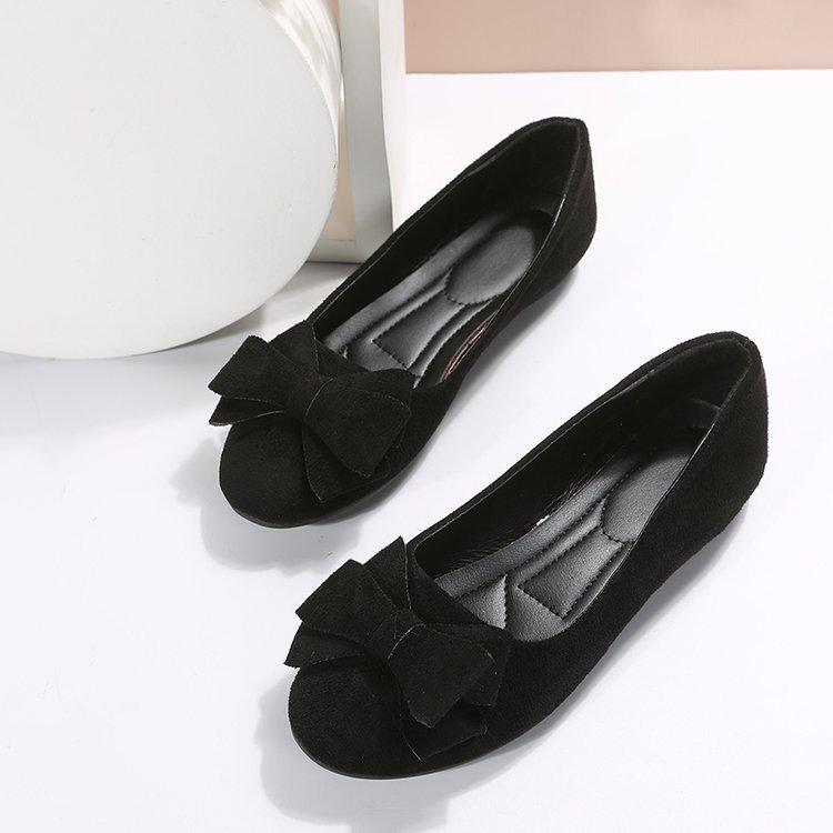 Ladies' Loafers with Bow Detail and Comfortable Fit
