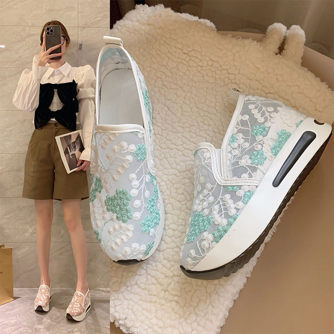 Ladies Sneakers with Lace and Floral Print for Comfort and Style