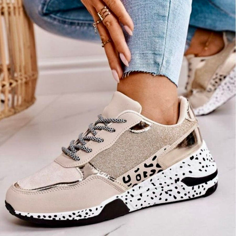 Ladies Sneakers - with print and sturdy footbed