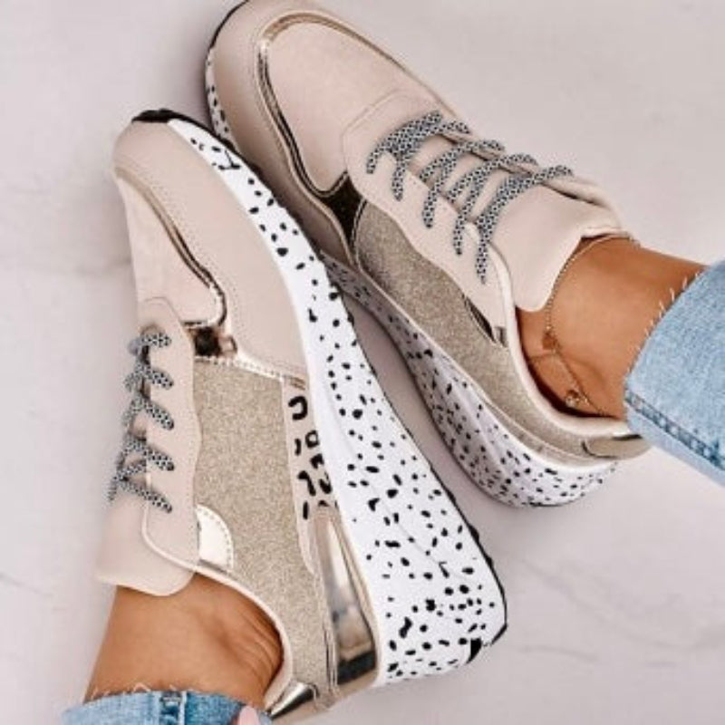 Ladies Sneakers - with print and sturdy footbed