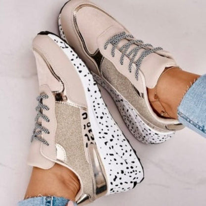 Ladies Sneakers - with print and sturdy footbed