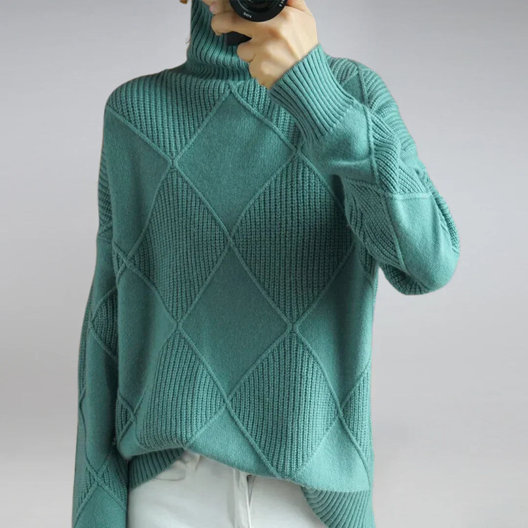 Ladies turtleneck – softly knitted with classic charm