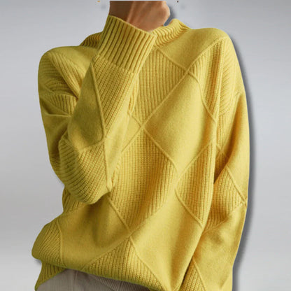 Ladies turtleneck – softly knitted with classic charm