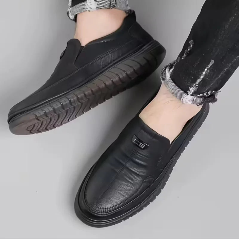 Leather loafers with non-slip rubber sole