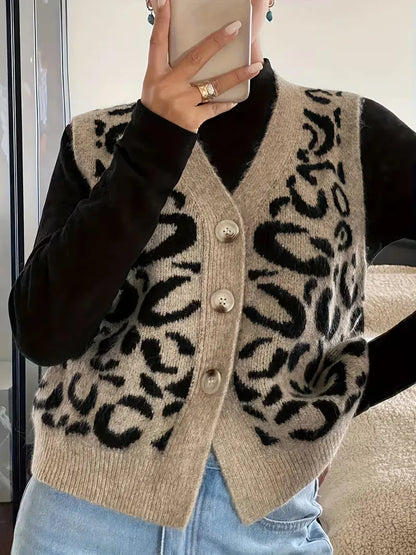 Leopard print vest with V-neck