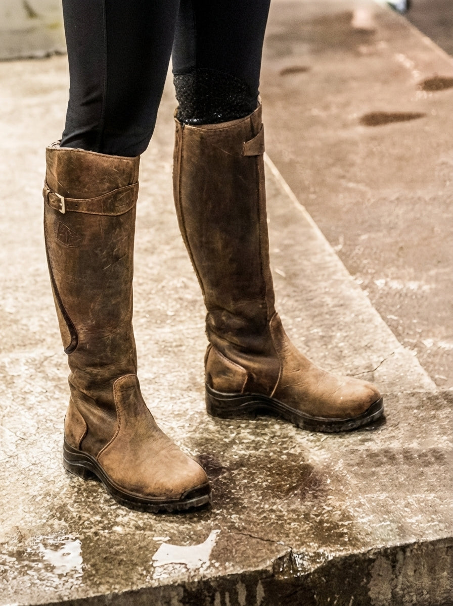 Stützende, stilvolle Damenstiefel