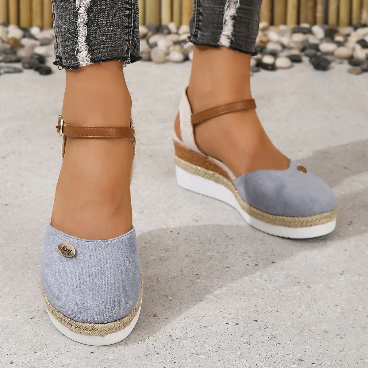 Lightweight Platform Wedge Sandals with Hemp Rope