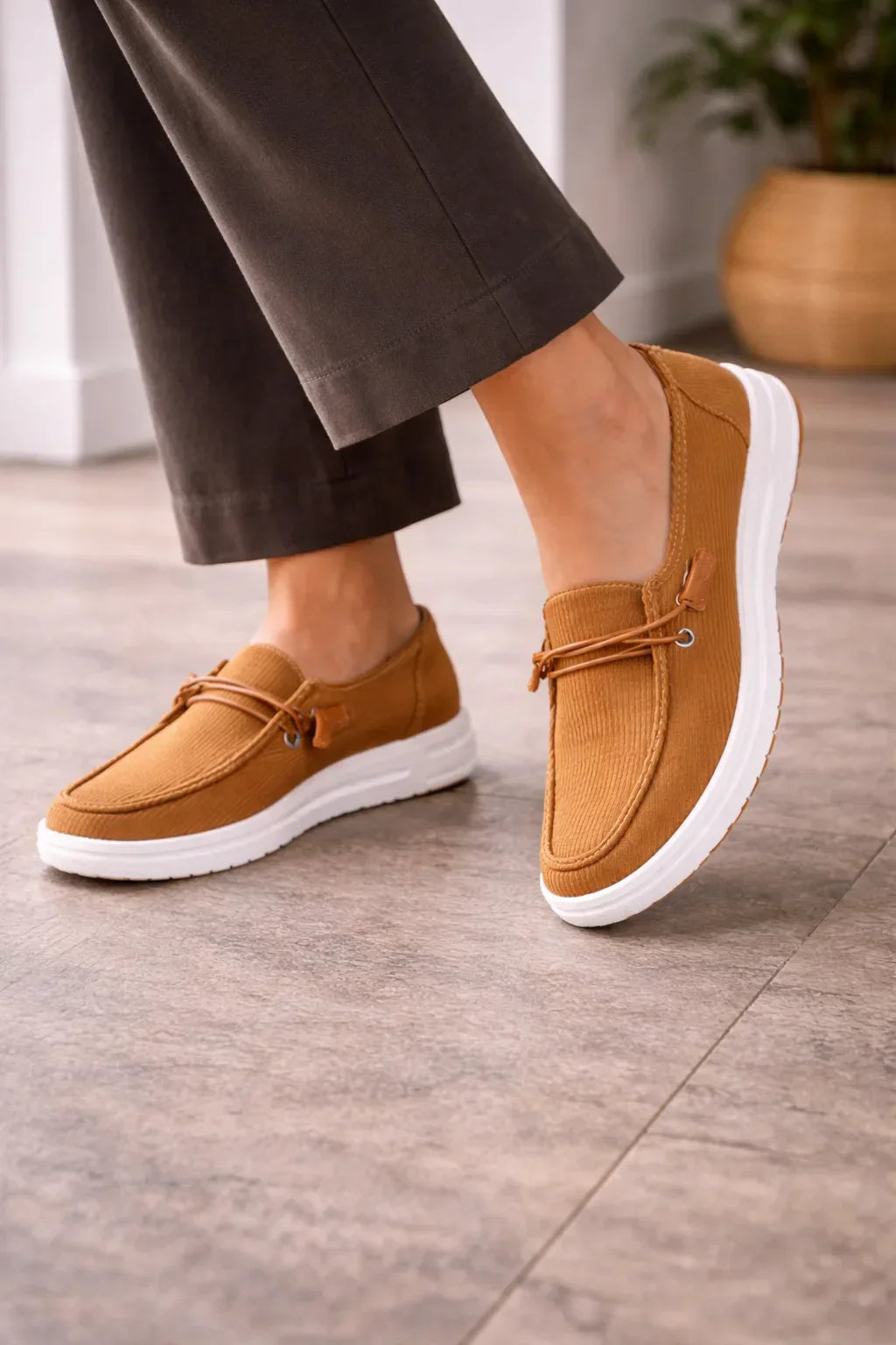 Loafers with Platform and Ribbed Texture