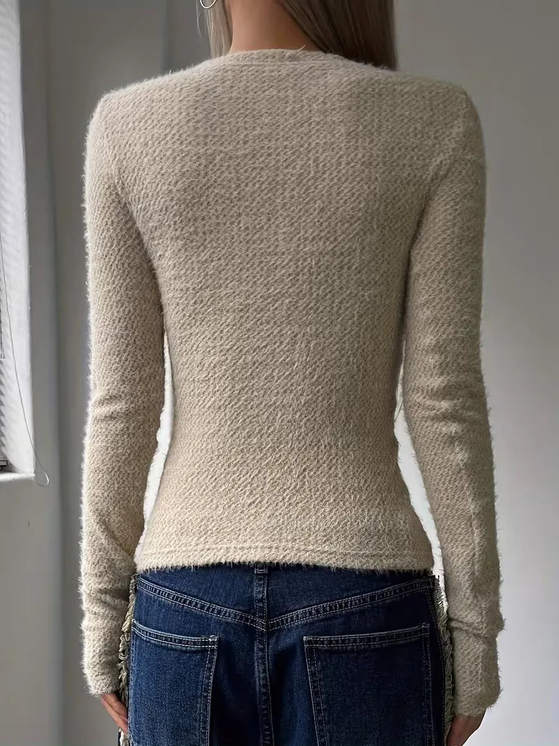 Long-sleeve top with long sleeves