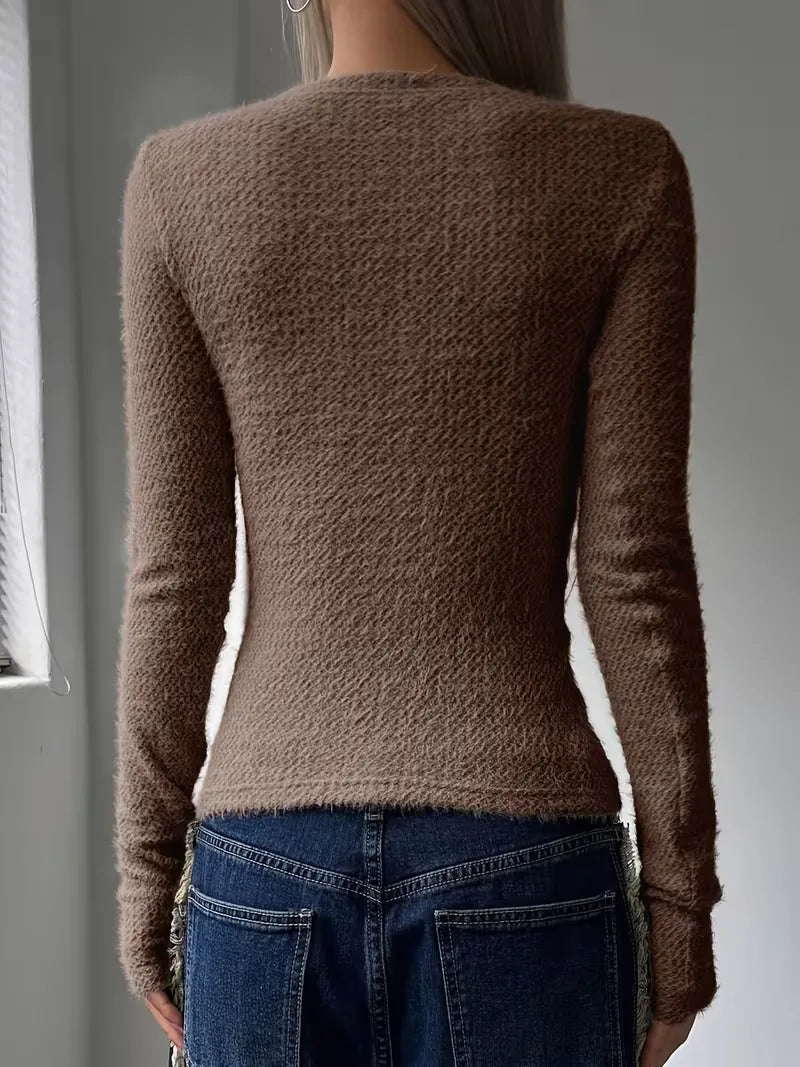 Long-sleeve top with long sleeves
