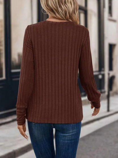 Long-sleeve with ribbed texture