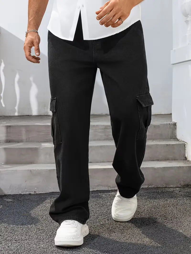 Loose fit trousers for men with cargo pockets