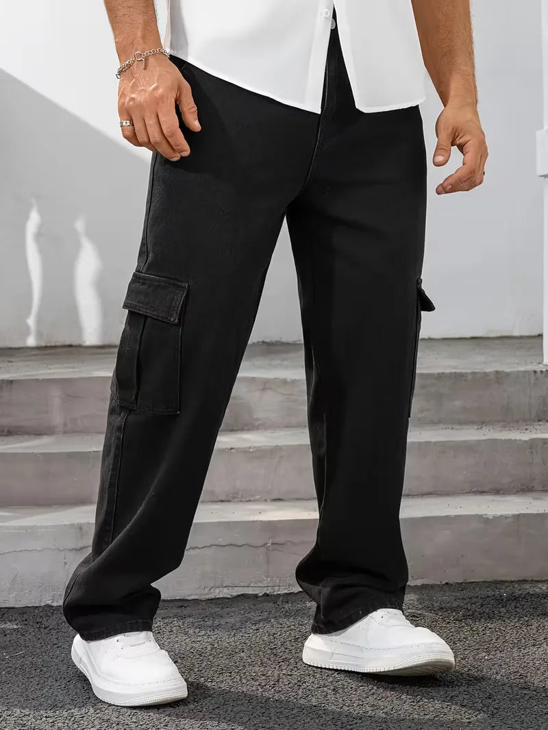 Loose fit trousers for men with cargo pockets