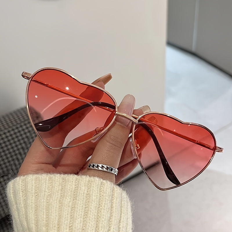 Lotte | Chic Pink Heart-Shaped Fashion Glasses