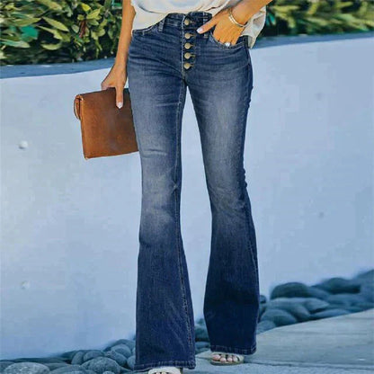 Lotte | High-Waisted Jeans in Style